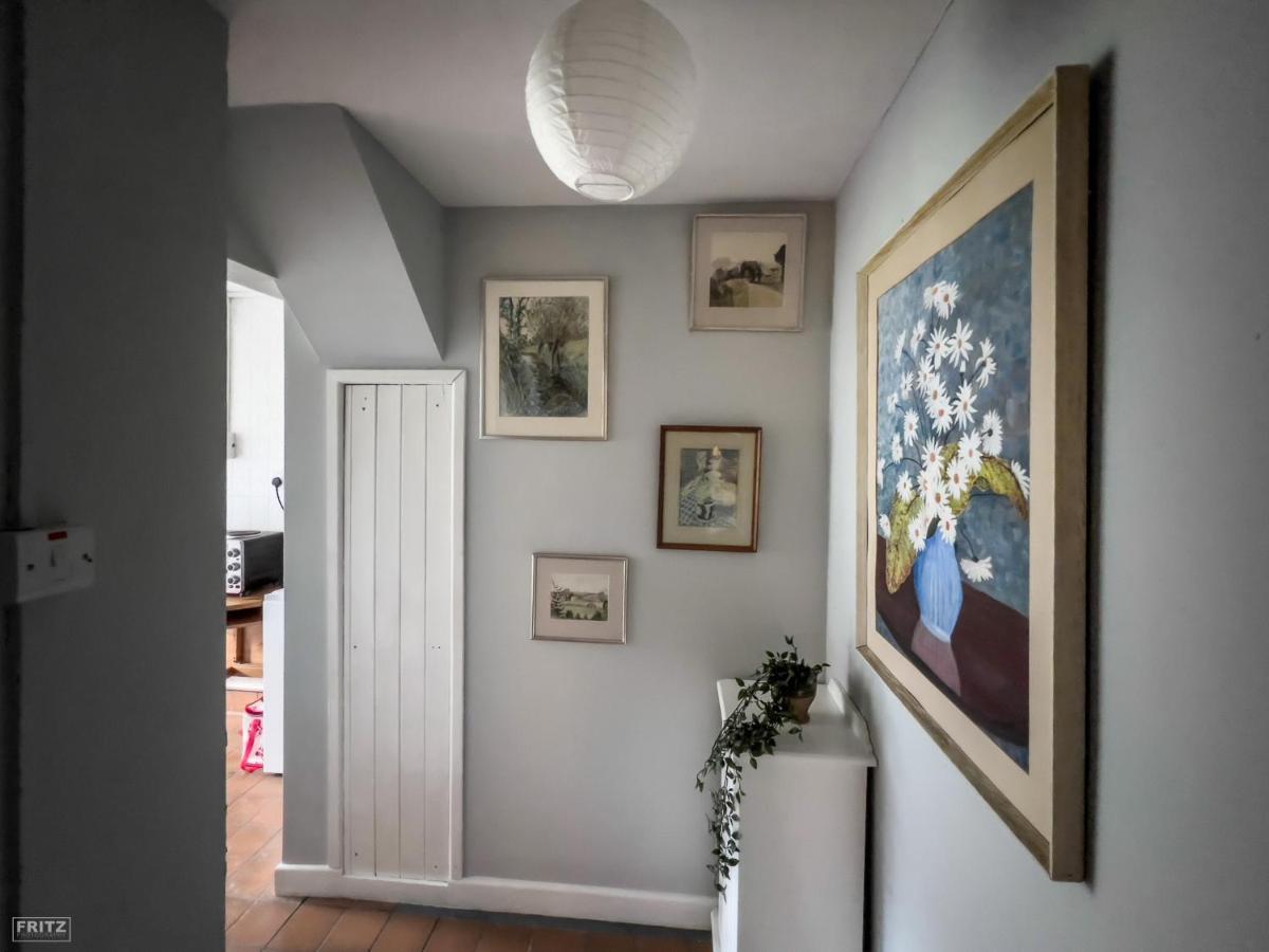 Charming Cottage Within Farmhouse Монмут Экстерьер фото